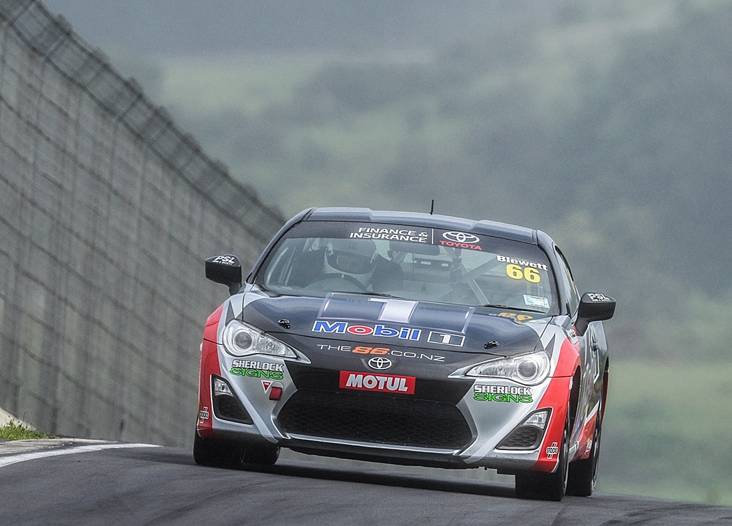Wet battles sees Blewett extend Toyota 86 winning streak to four