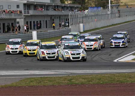 2013 Suzuki series opens at Hampton Downs