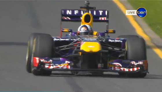 VIDEO: Red Bull F1 v V8 Supercar v Mercedes AMG SL63
