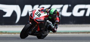 0235_p11_laverty_action