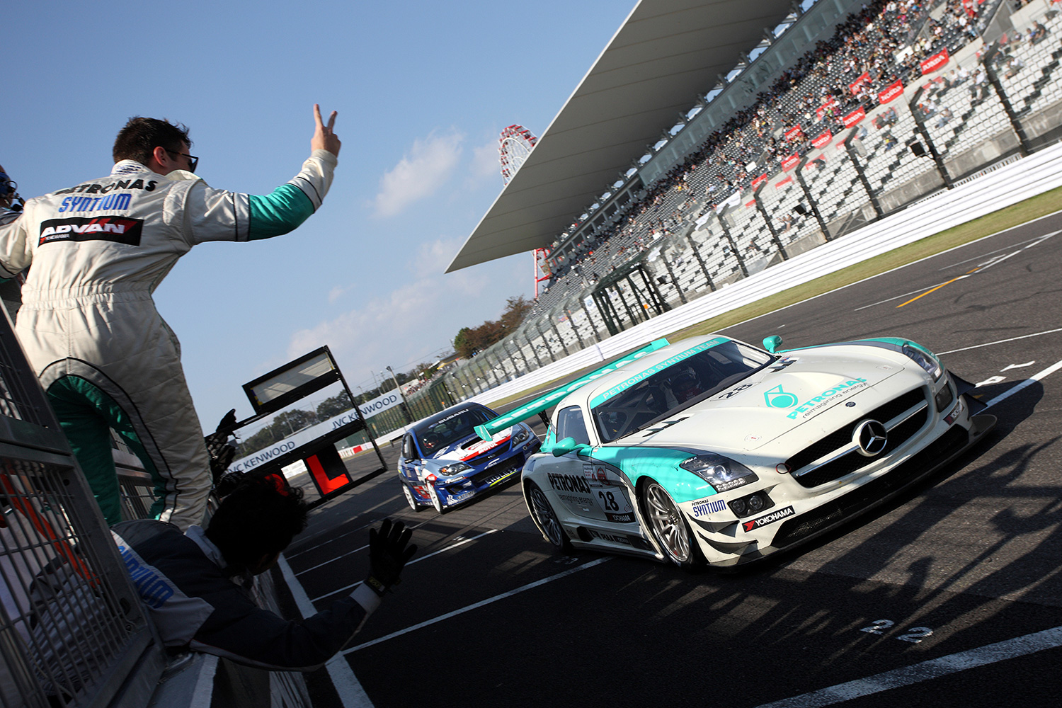 Lester﻿ excited by sprint format return at Suzuka