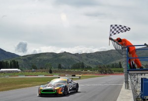 LRTony Quinn Fabian Coulthard Wins 2 Highlands 101- John Morris