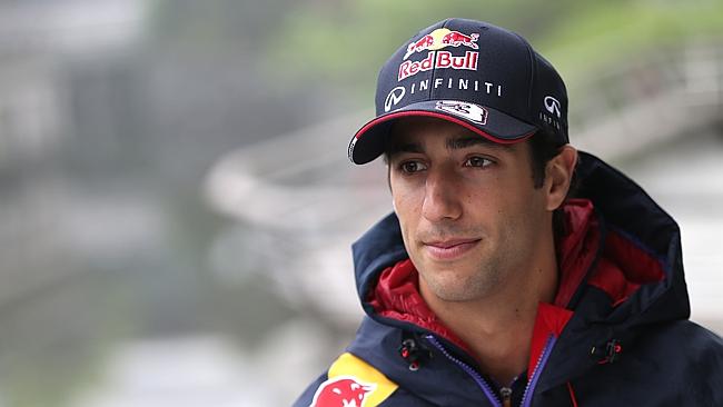 Ricciardo leads rain-hit final practice for Chinese GP