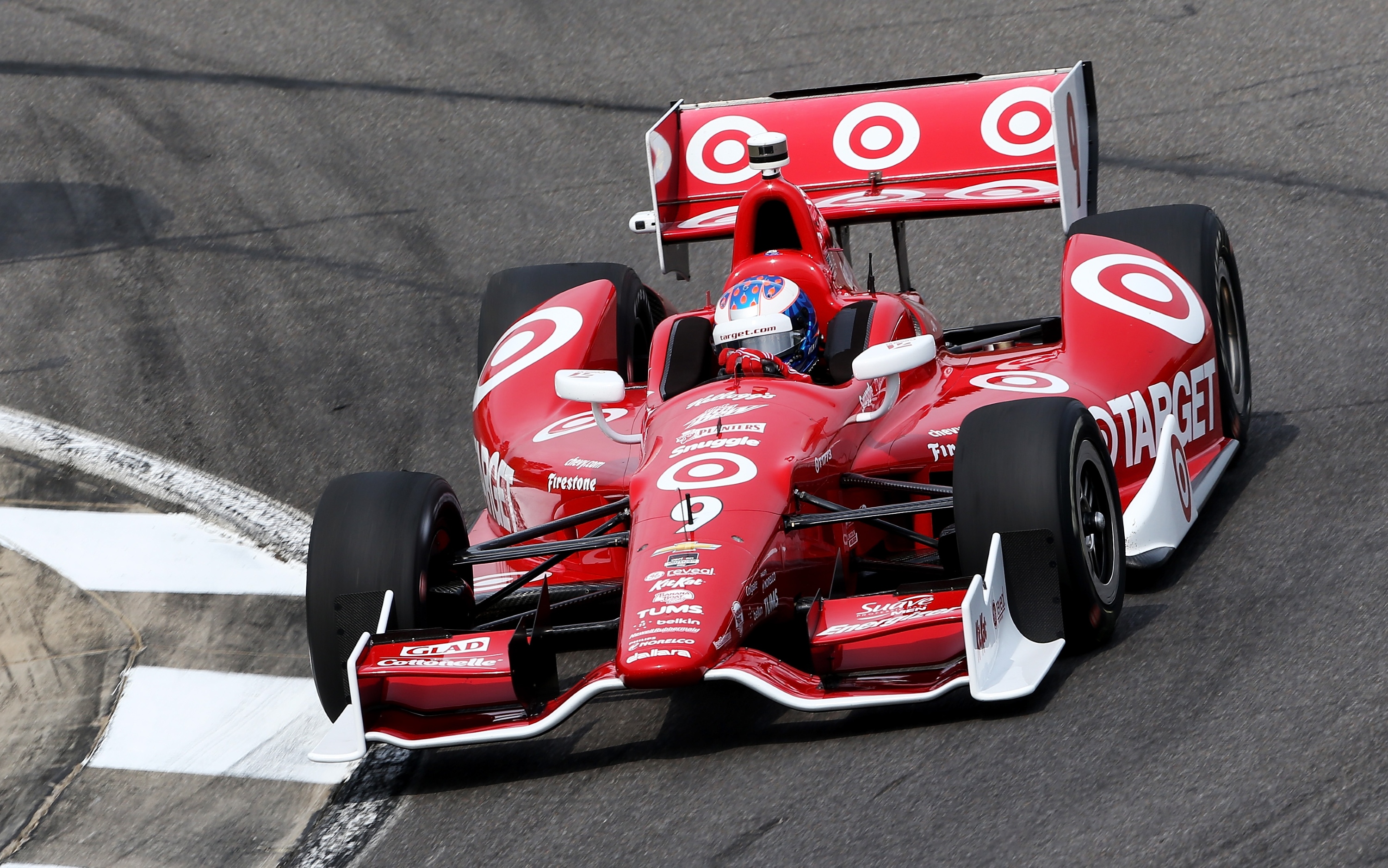 Podium for Dixon in storm-delayed Barber Indy race