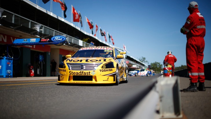 V8SC: Nissan fills top spots in Practice Two