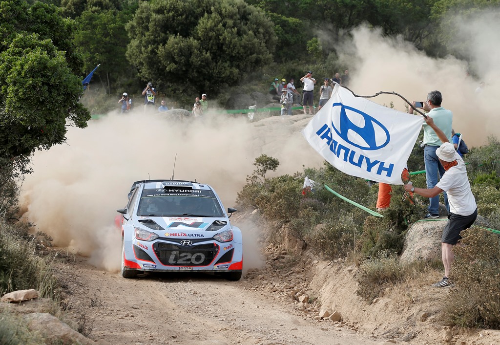 Day of highs and lows for Paddon and Hyundai