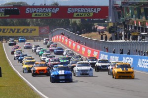 Bathurst start for Aussie Racing Cars on way to Highlands