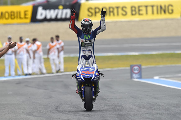 Lorenzo cruises to Jerez MotoGP victory