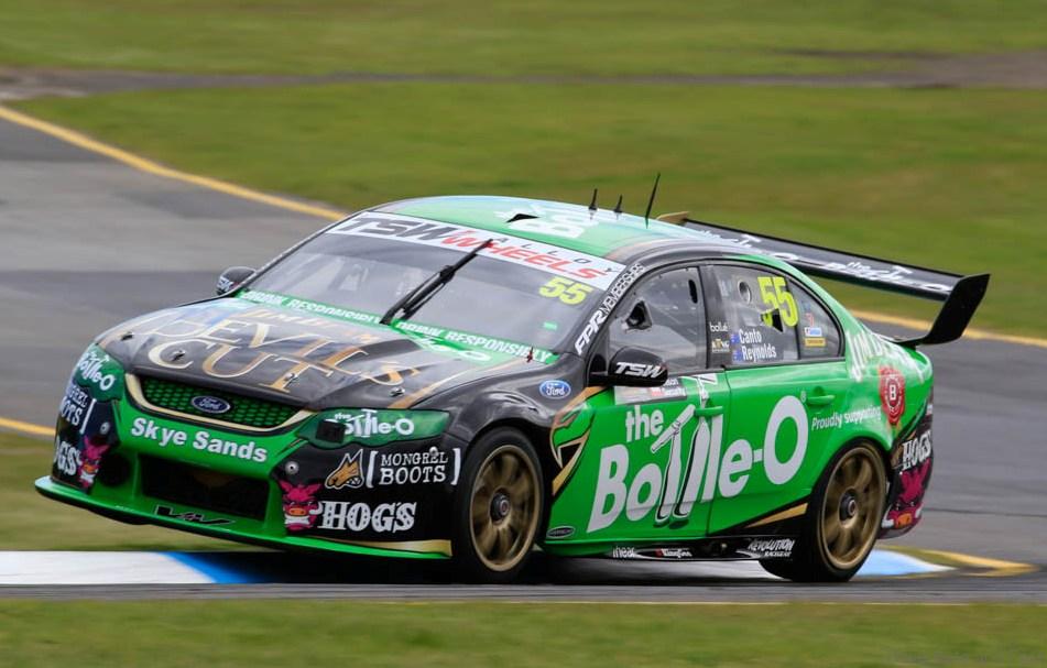 V8SC Darwin: Reynolds smashes lap record in both Friday practices