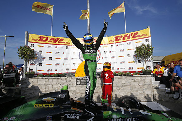 Indycar: Bourdais wins Milwaukee, Dixon moves to second in points