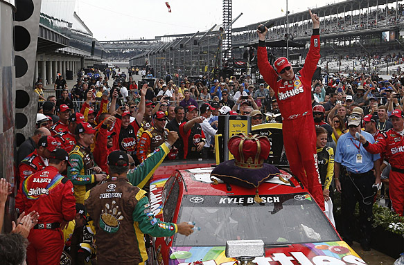 Busch takes remarkable third straight NASCAR win