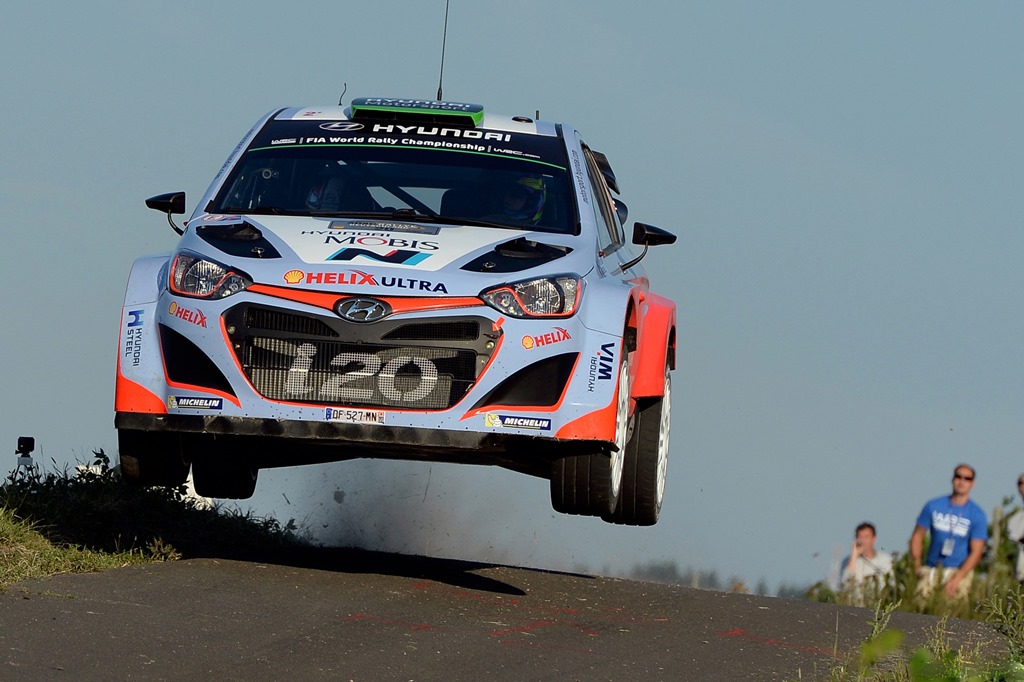Tough German event nets ninth place finish for Paddon