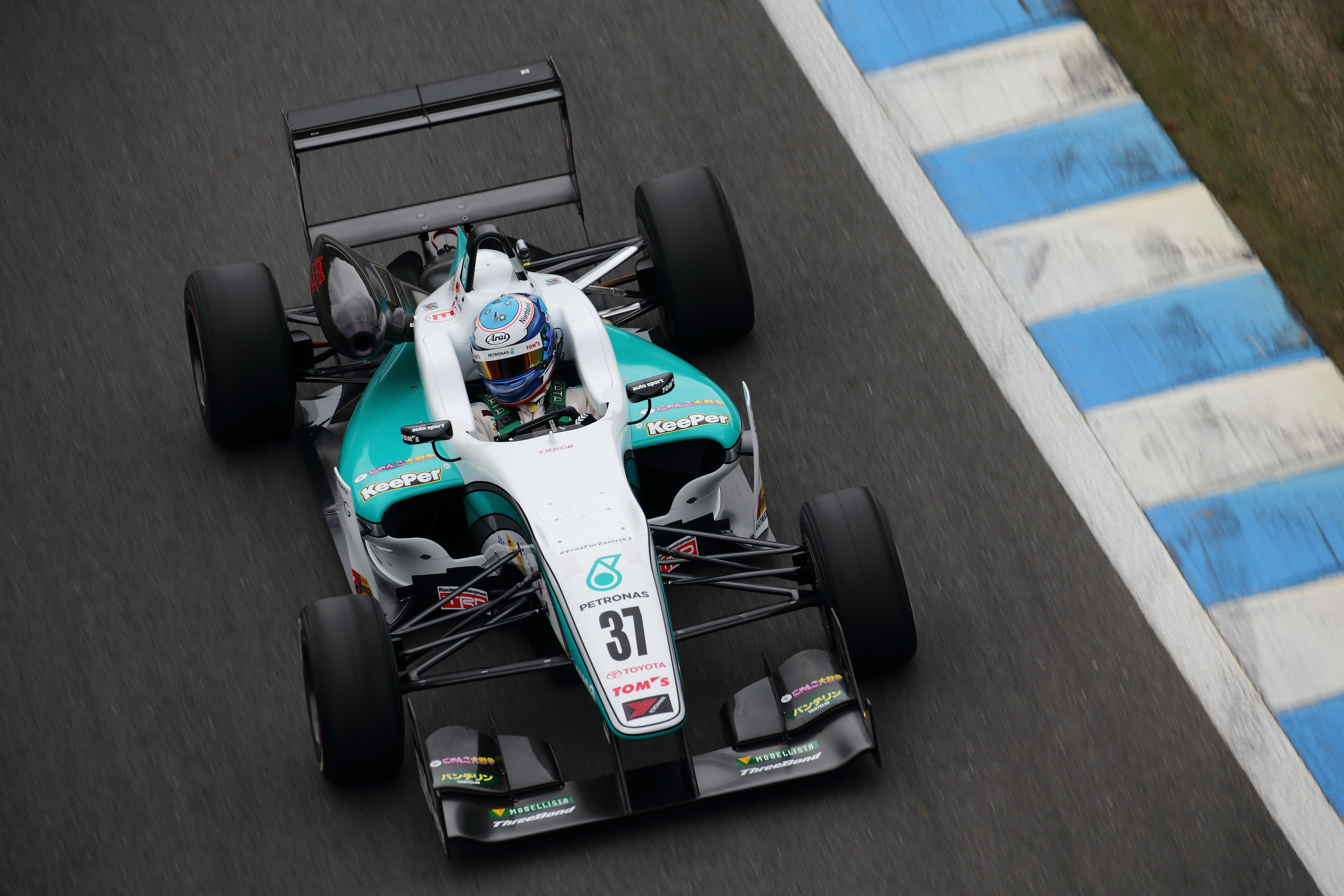 Cassidy equal-top in Japanese F3 points after penultimate round