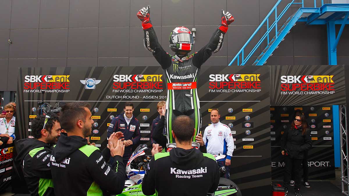 Jonathan Rea seals 2015 World Superbike title