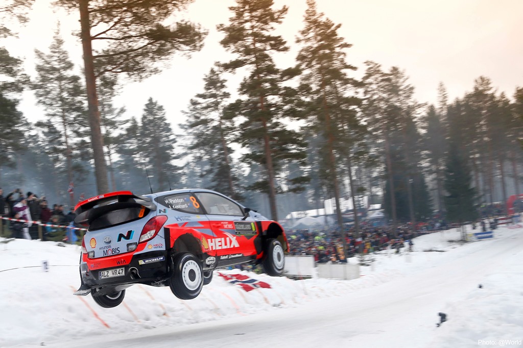 Paddon positive for new Hyundai debut on fast Swedish snow
