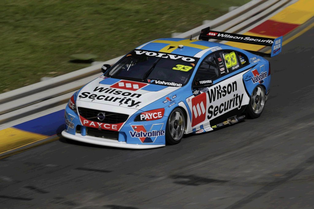 McLaughlin straight to the top in first Clipsal practice