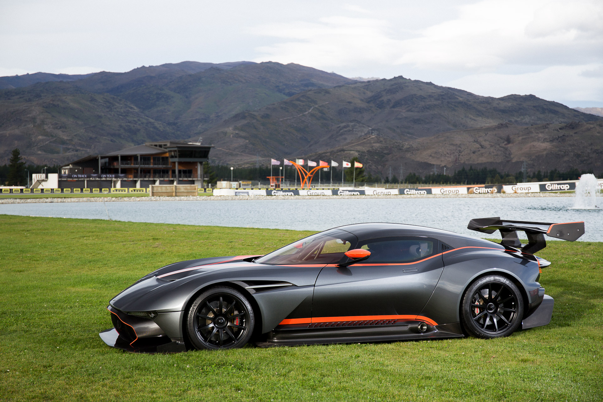 Highlands Motorsport Park takes delivery of first Aston Martin Vulcan in Southern Hemisphere