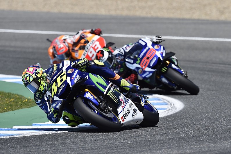 Rossi leads every lap to dominate Spanish MotoGP