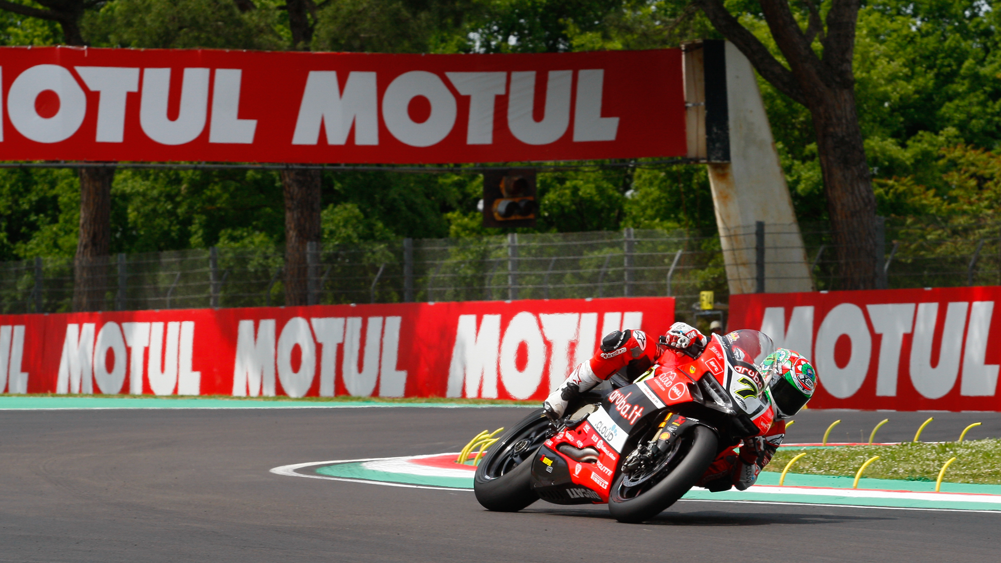 WSBK: Davies competes Ducati double at home