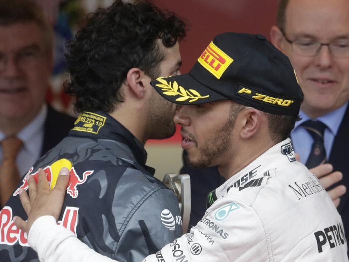 Red Bull apologetic for disaster that cost Ricciardo Monaco victory