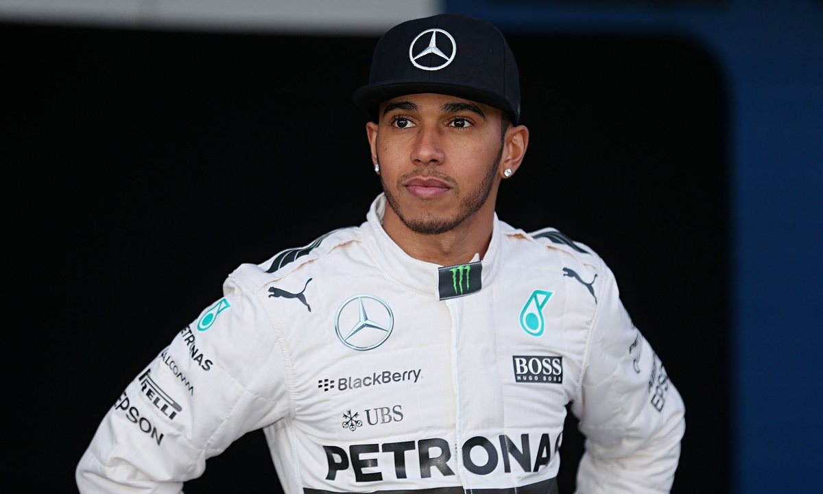 Hamilton storms to Spanish GP pole from Rosberg