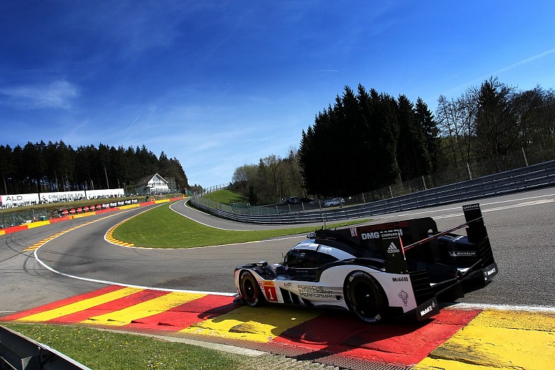 Hartley leads Porsche qualifying lockout at Spa