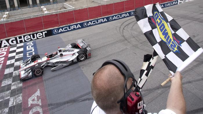 Dixon dominates Toronto Indycar race until late caution hands win to Power