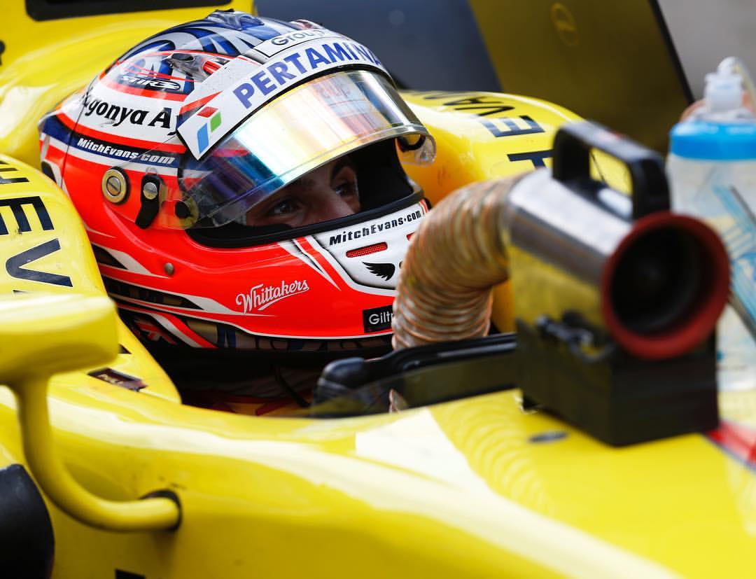 Evans up to second in GP2 points after 4th at Silverstone