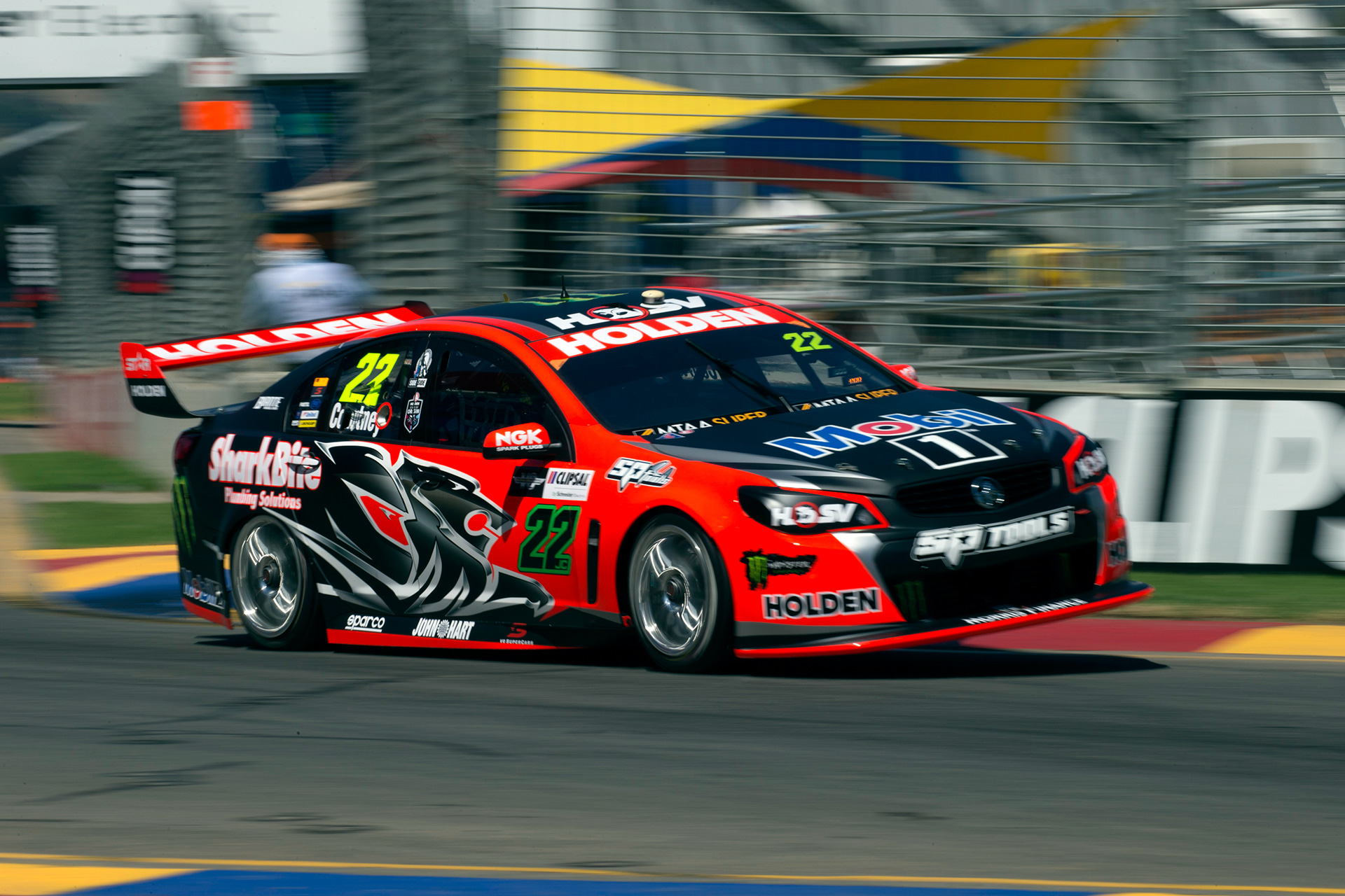 HRT loses Holden backing, remains committed to Commodores for 2017