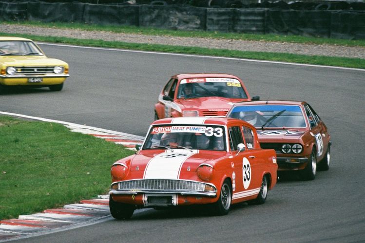 Thirty-one years of classic racing thanks to MG Car Club