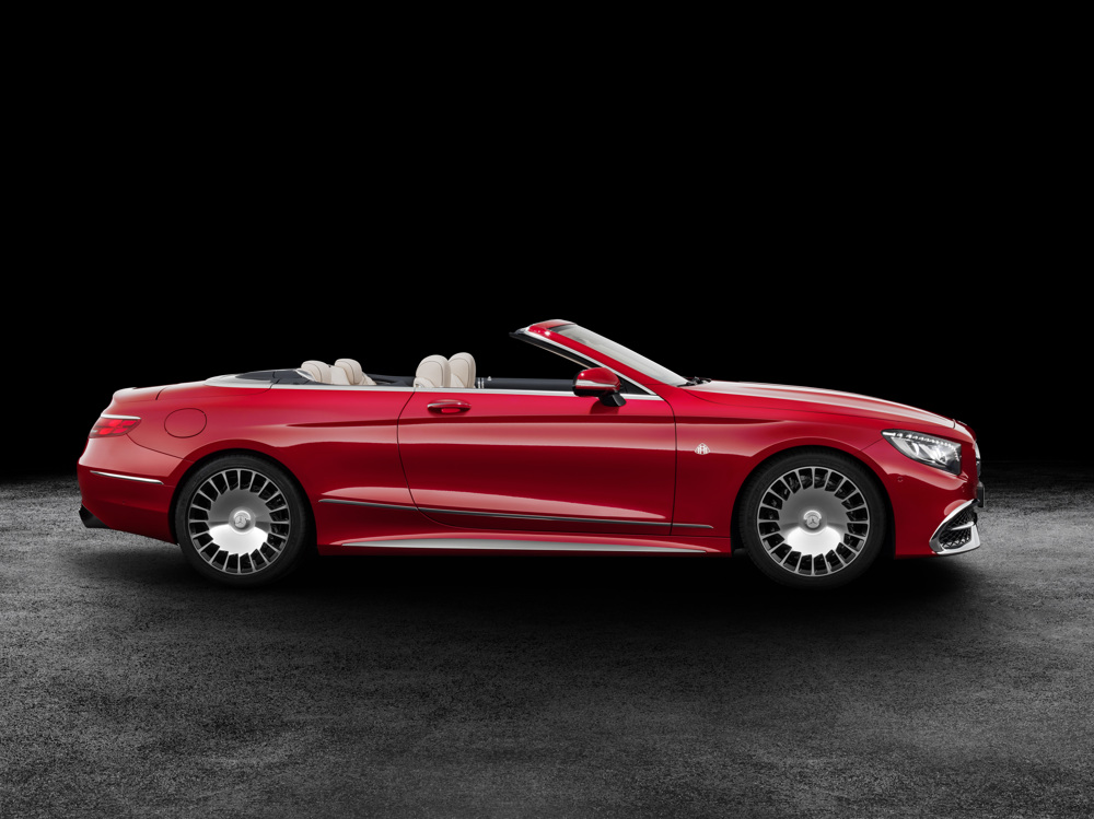 The first cabriolet from the Mercedes-Maybach