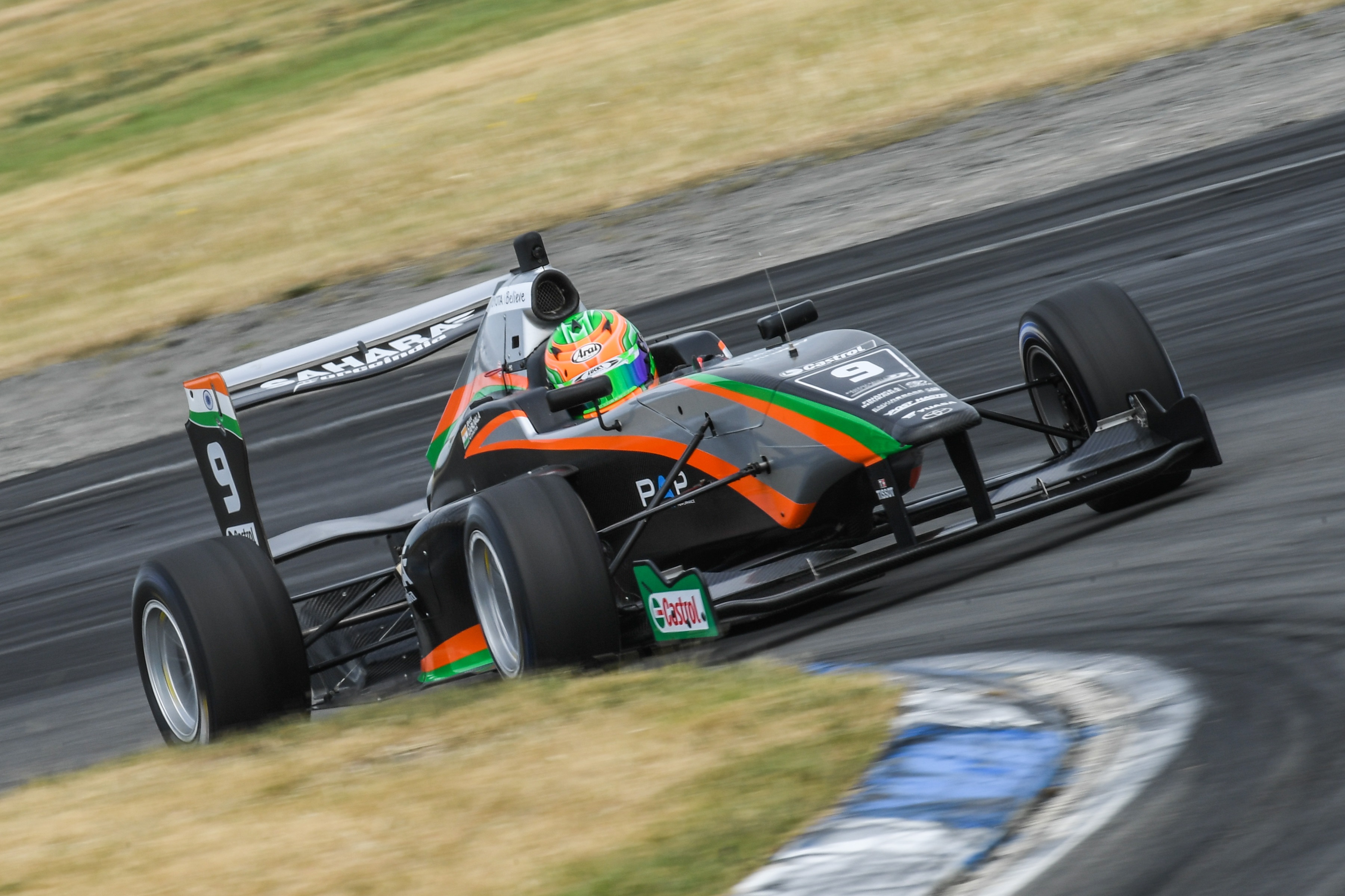 Duravala goes back to back in Toyota Racing Series opener