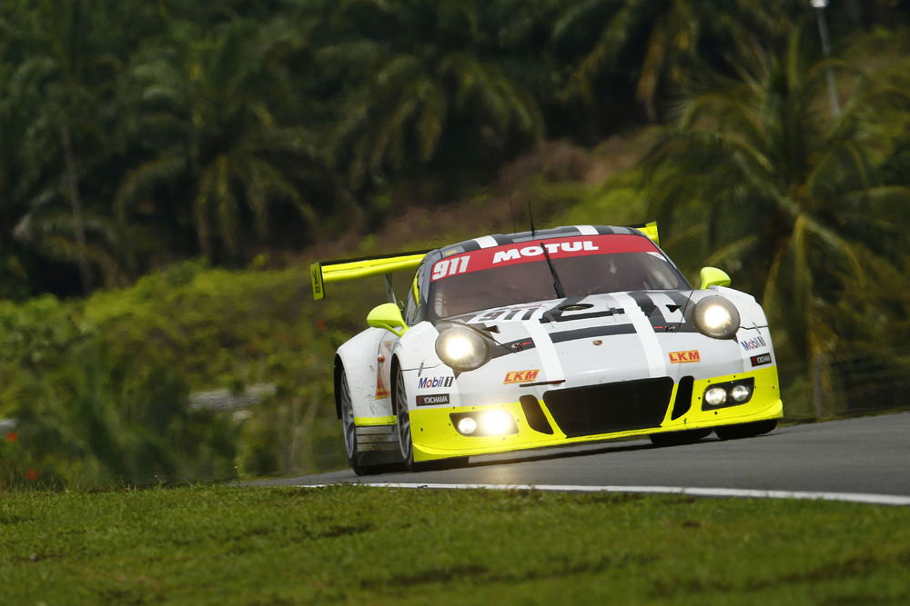 Bamber leads Factory-backed Porsche entry for the Bathurst 12 Hour