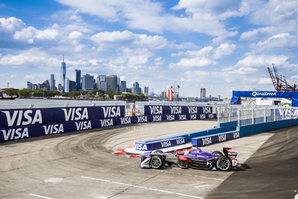 Bird wins first ever New York ePrix, Mitch Evans retires with damage on opening lap