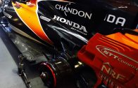 VIDEO: Building the McLaren Formula 1 Garage